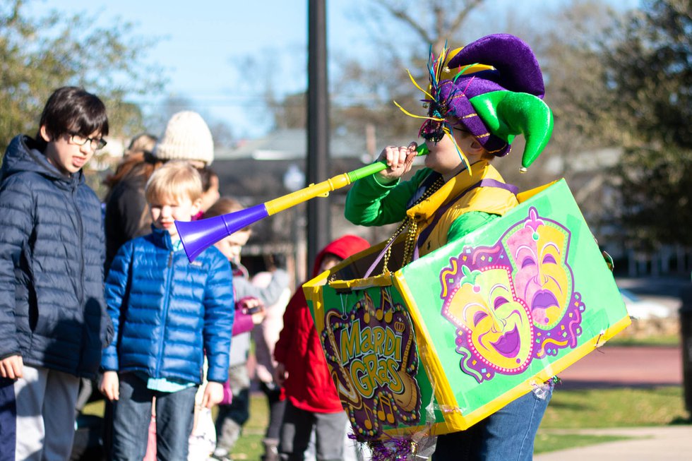 MOMS Club of Birmingham holds annual Mardi Gras Parade